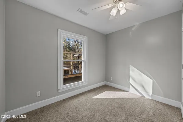 $299,000 | 9925 Highway 53, Burgaw, NC 28425