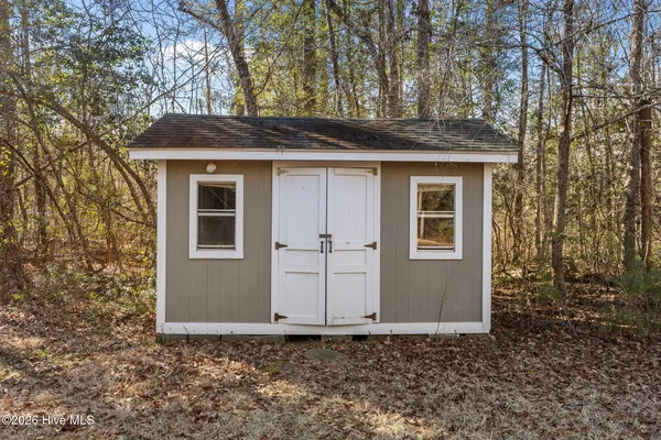 $299,000 | 9925 Highway 53, Burgaw, NC 28425