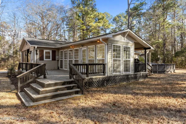 $299,000 | 9925 Highway 53, Burgaw, NC 28425