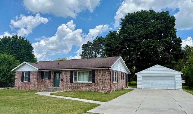 $330,000 | 339 Turner Street, Columbus, WI 53925