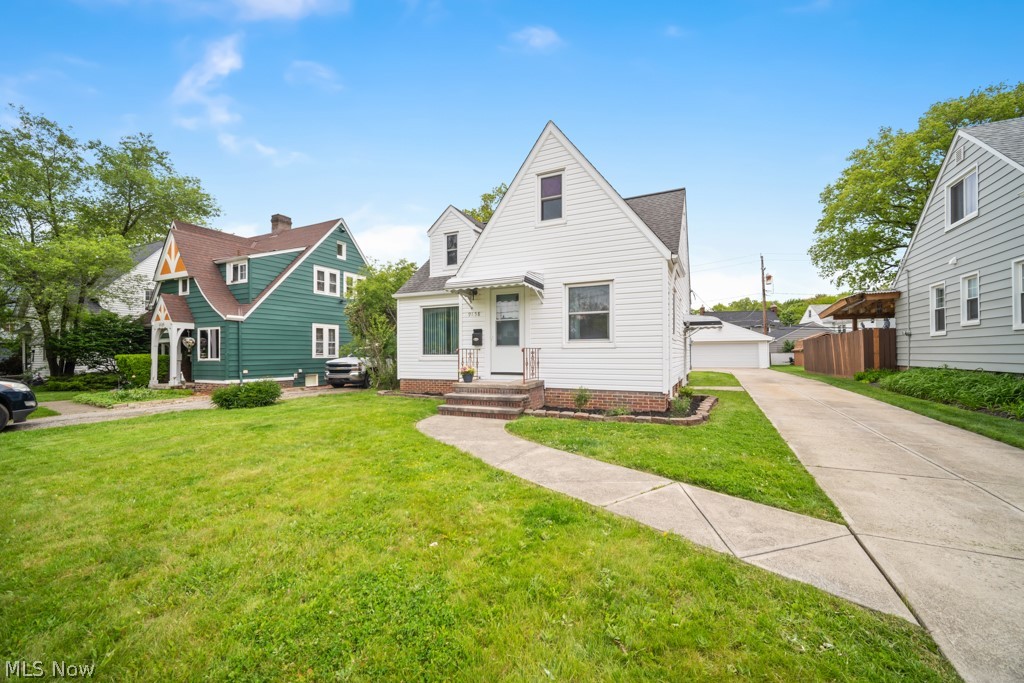 9158 Snow Road Parma, OH 44130 - Photo 2 of 29 Gallery Image 2