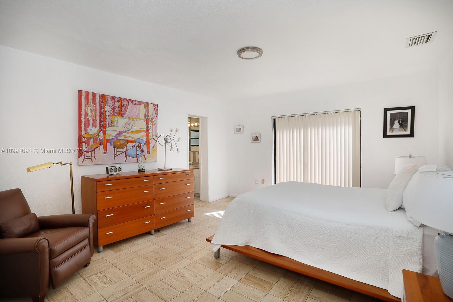 12401 Southwest 72nd Avenue Pinecrest, FL 33156 - Photo 5 of 16