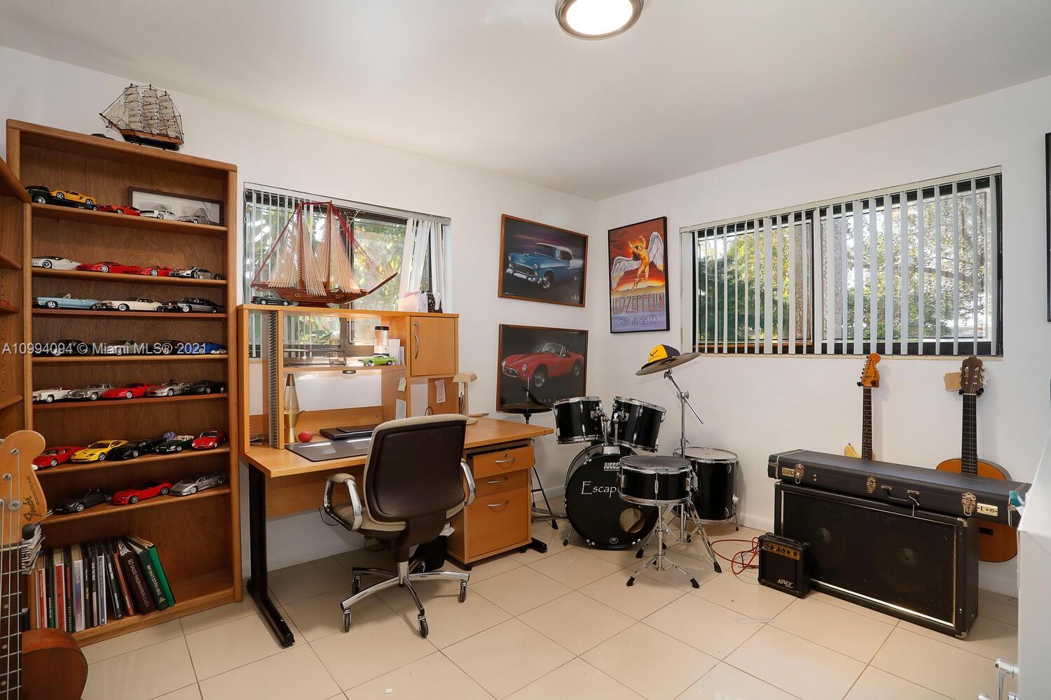 12401 Southwest 72nd Avenue Pinecrest, FL 33156 - Photo 7 of 16