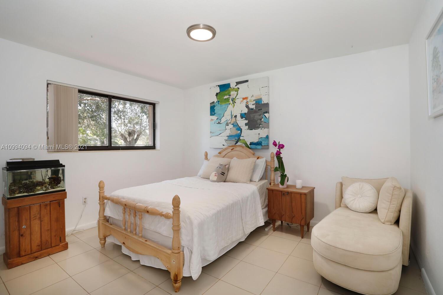 12401 Southwest 72nd Avenue Pinecrest, FL 33156 - Photo 8 of 16