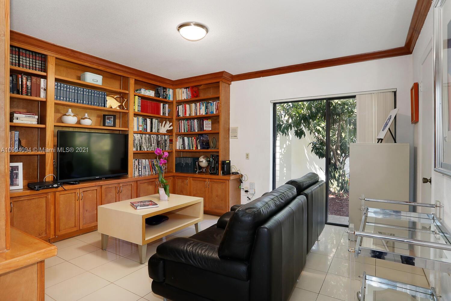 12401 Southwest 72nd Avenue Pinecrest, FL 33156 - Photo 10 of 16