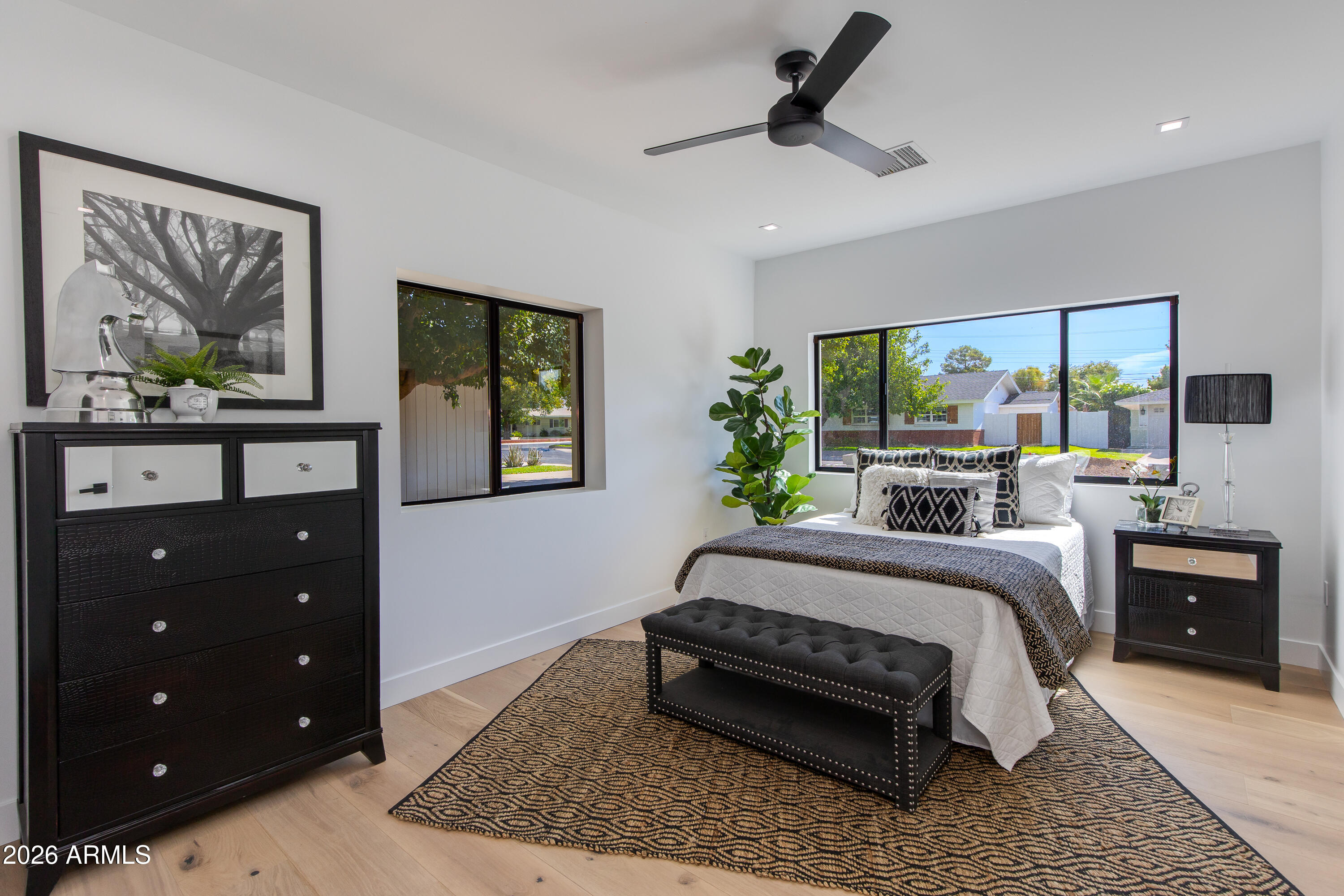 3446 North 47th Street Phoenix, AZ 85018 - Photo 13 of 22 23-47th
