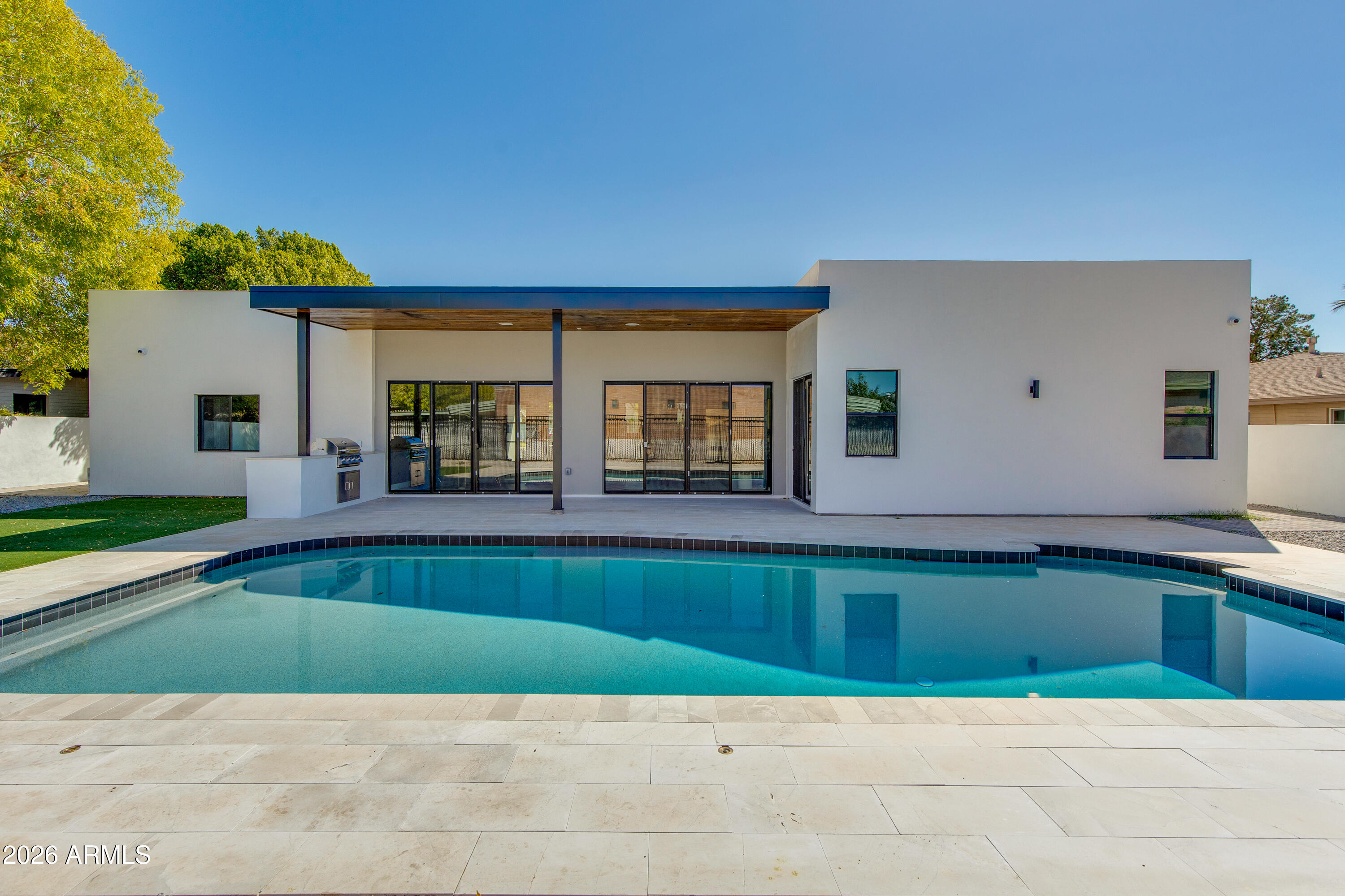 3446 North 47th Street Phoenix, AZ 85018 - Photo 4 of 22 15-47th