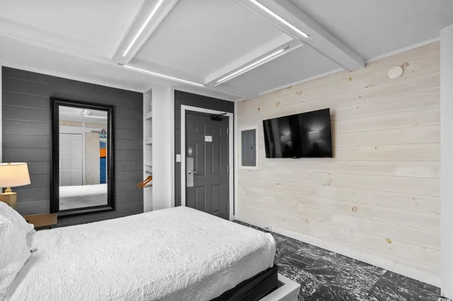 $199,900 | 2310 North Ocean Boulevard, Unit 204, Myrtle Beach, SC 29577