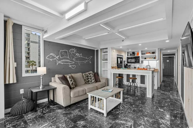 $199,900 | 2310 North Ocean Boulevard, Unit 204, Myrtle Beach, SC 29577