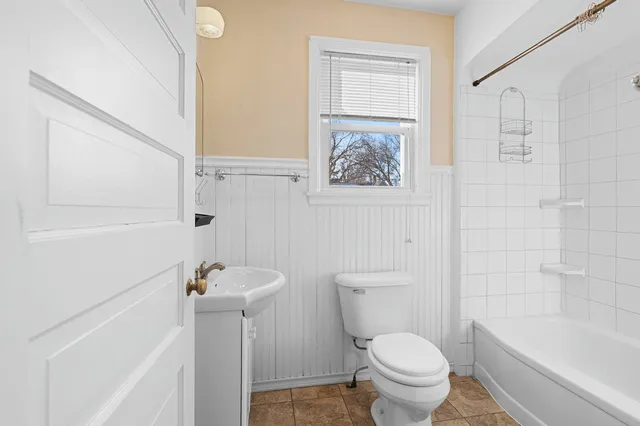 $275,000 | 425 East Summer Street, Appleton, WI 54911