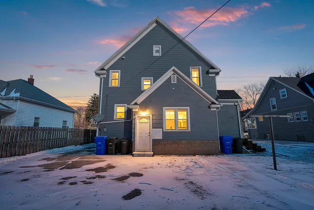 $275,000 | 425 East Summer Street, Appleton, WI 54911