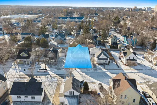 $250,000 | 425 East Summer Street, Appleton, WI 54911