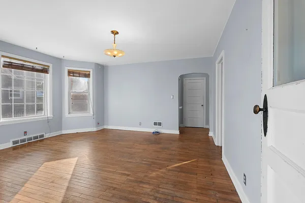 $250,000 | 425 East Summer Street, Appleton, WI 54911