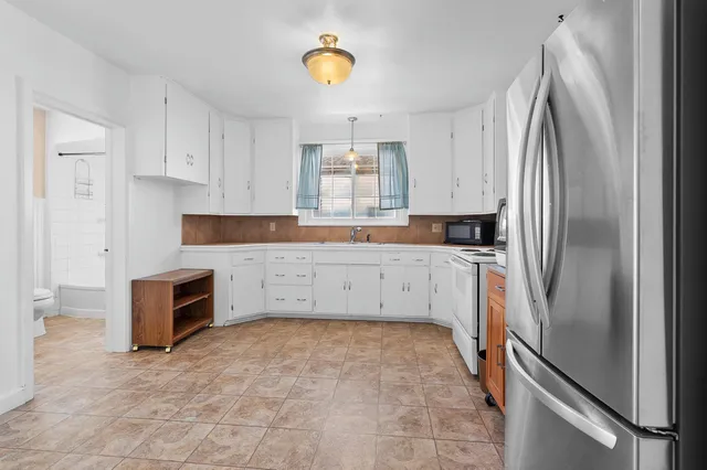 $275,000 | 425 East Summer Street, Appleton, WI 54911