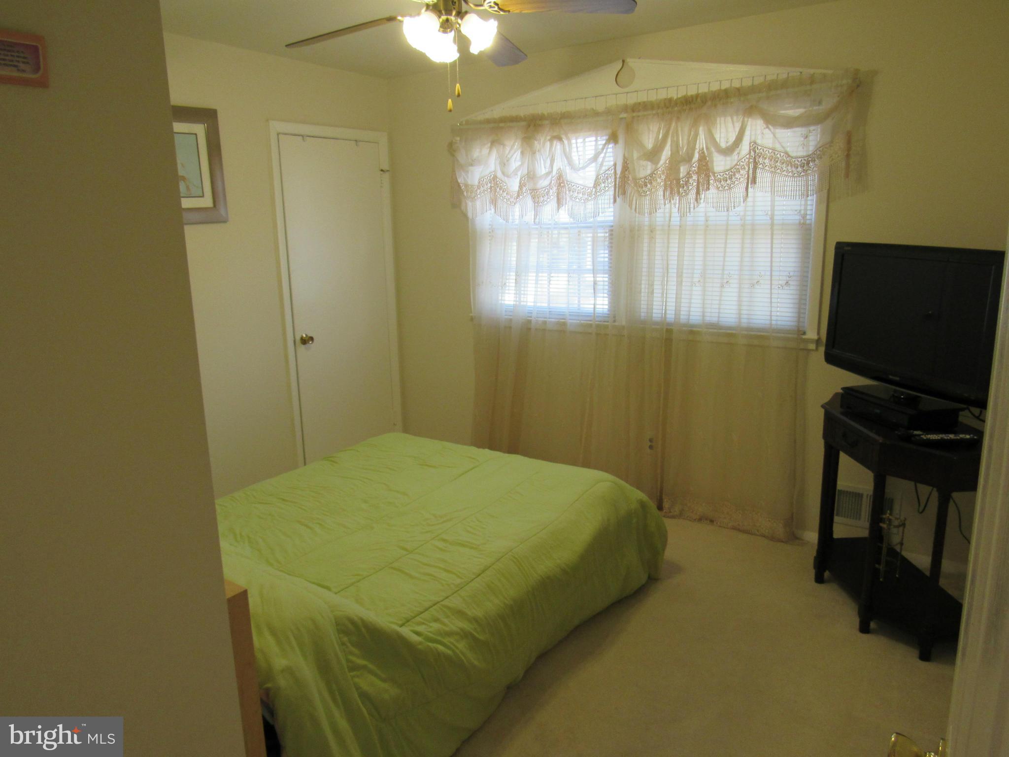 6603 Greenview Lane Springfield, VA 22152 - Photo 11 of 29 Bedroom
