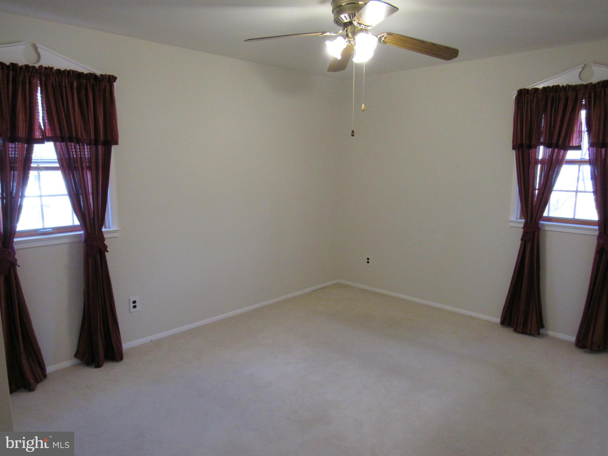 6603 Greenview Lane Springfield, VA 22152 - Photo 12 of 29 Bedroom