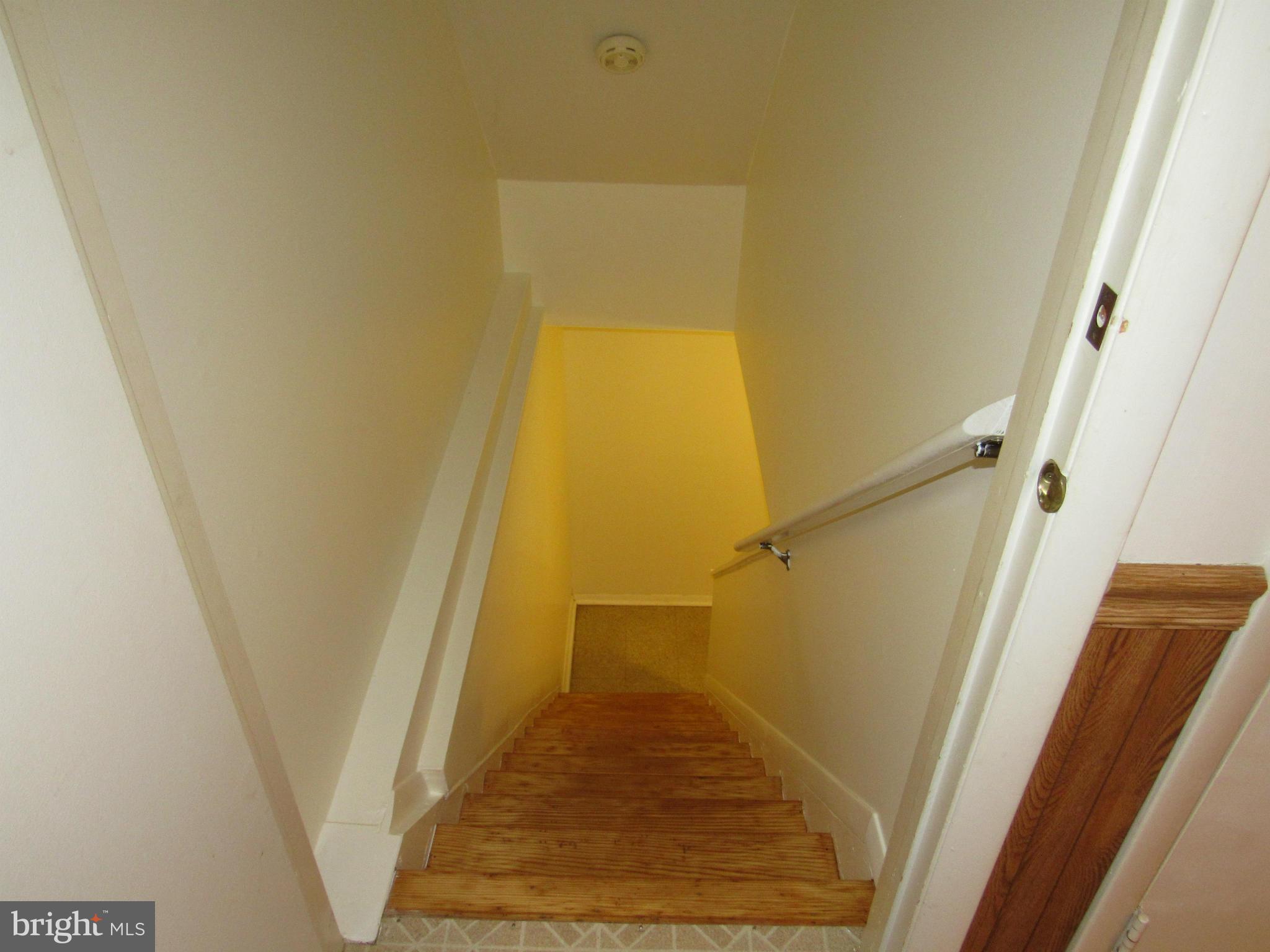 6603 Greenview Lane Springfield, VA 22152 - Photo 16 of 29 Interior (General)