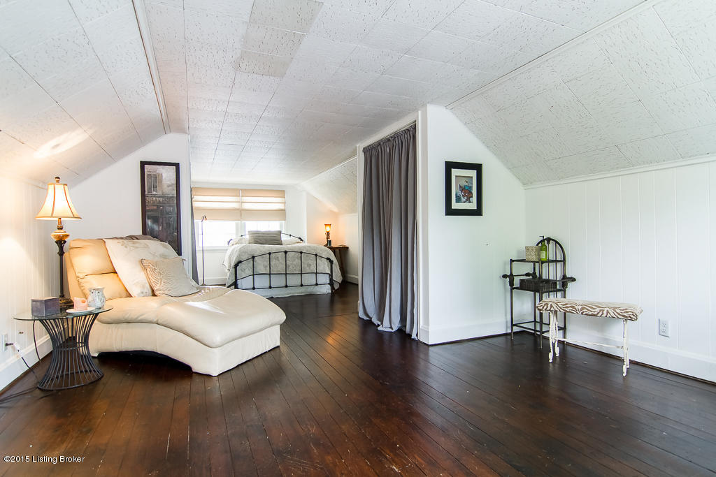 4221 Winchester Road Louisville, KY 40207 - Photo 24 of 37 4221 Winchester Rd-26