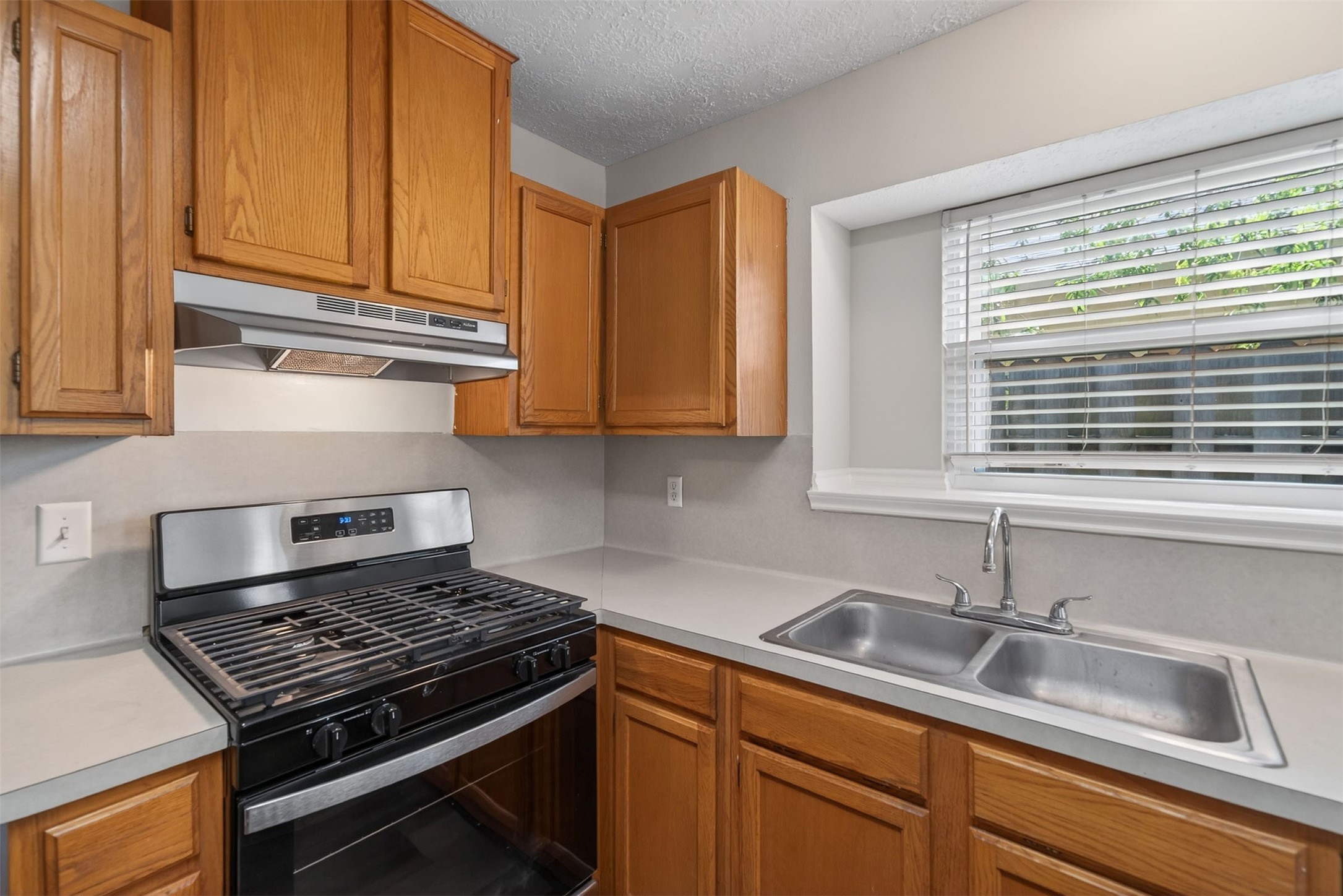 5619 Fawn Trail Lane Humble, TX 77346 - Photo 12 of 39