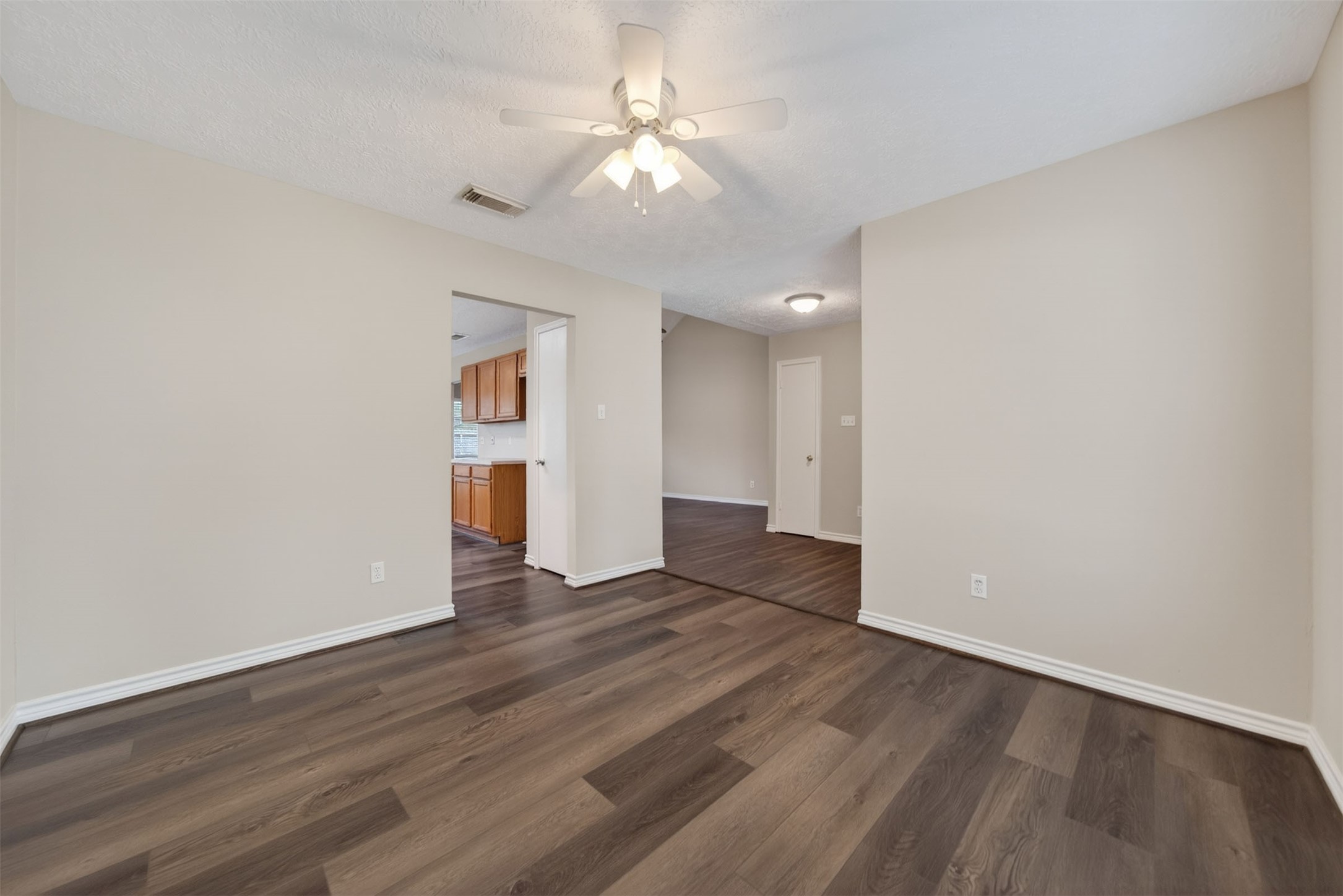 5619 Fawn Trail Lane Humble, TX 77346 - Photo 4 of 39