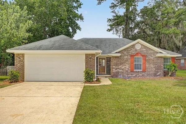 $2,400 | 85 South Oak Road, Richmond Hill, GA 31324