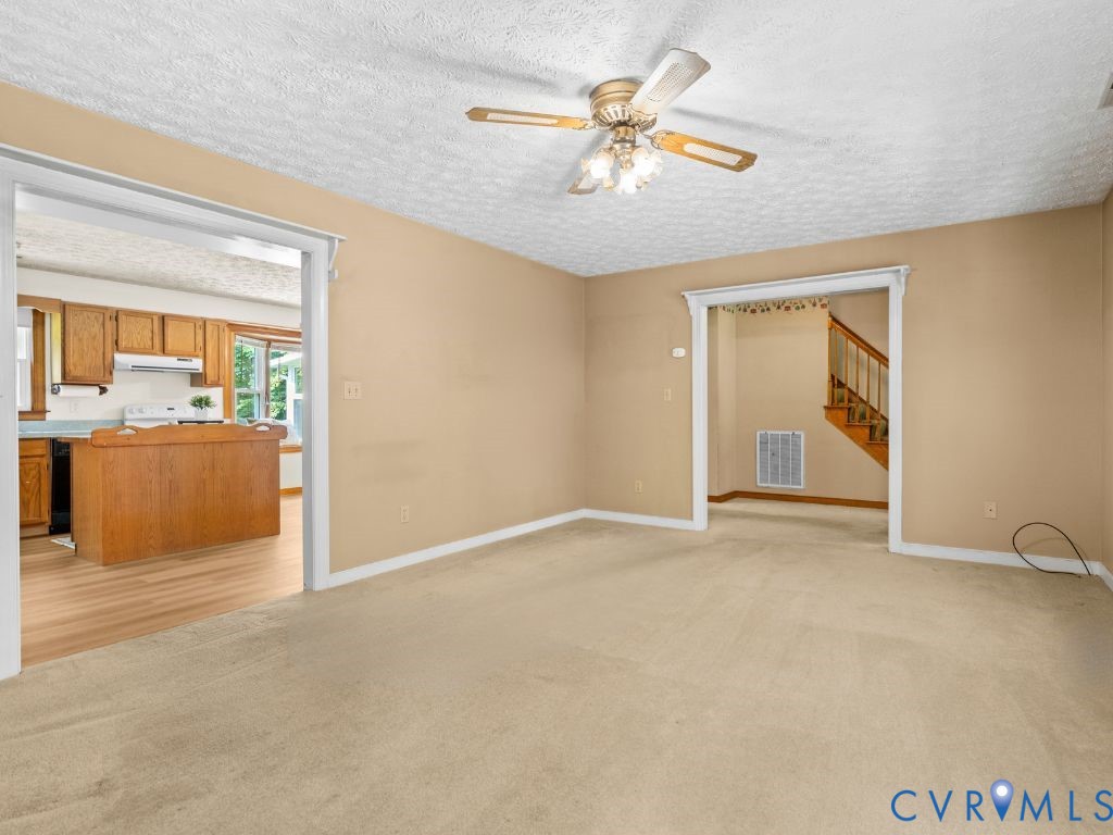 2165 Hunters Mill Road Powhatan, VA 23139 - Photo 9 of 46 Gallery Image 9