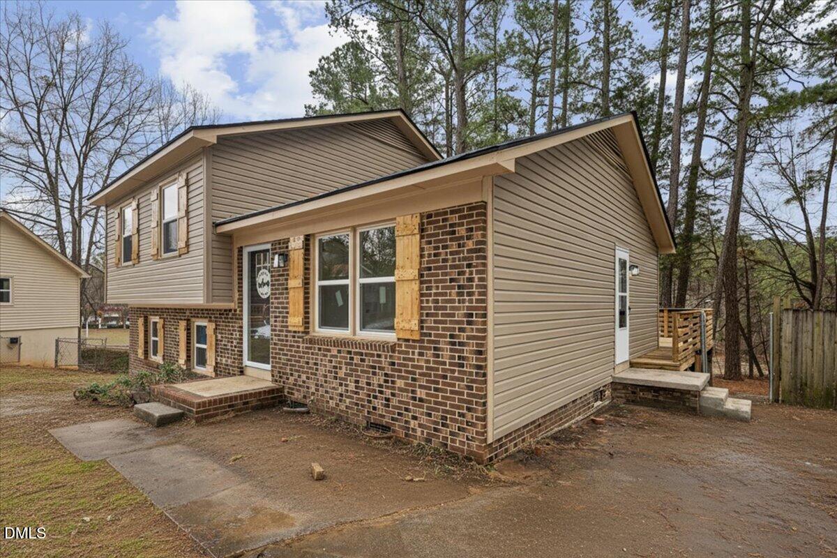 805 Havenwood Court Raleigh, NC 27615 - Photo 7 of 44 05-5