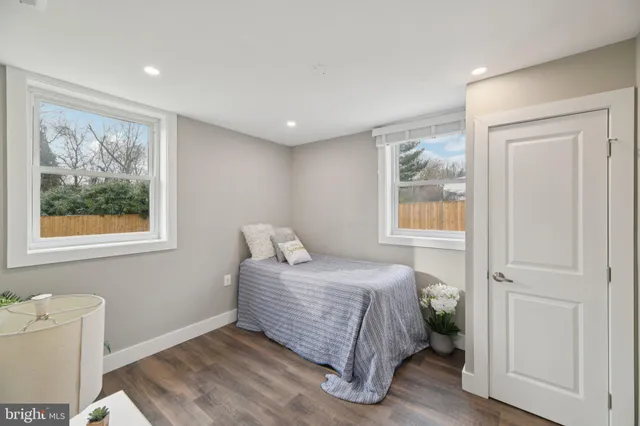 $599,999 | 8422 Woodlawn Street, Alexandria, VA 22309