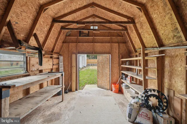 $599,999 | 8422 Woodlawn Street, Alexandria, VA 22309