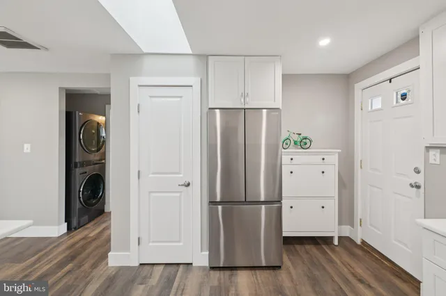 $599,999 | 8422 Woodlawn Street, Alexandria, VA 22309