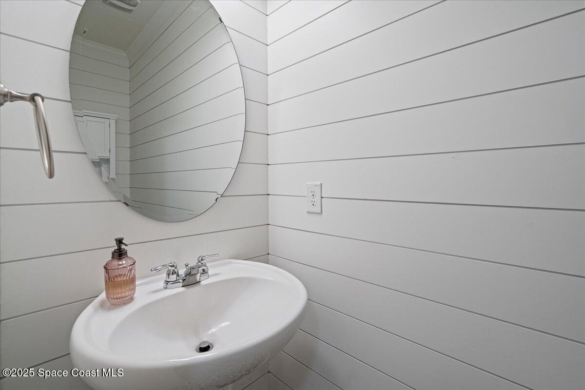 1120 Swiss Pointe Lane Rockledge, FL 32955 - Photo 38 of 47 a bathroom with a sink