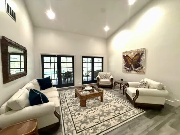 $5,500 | 325 Knotty Wood Lane, Wellington, FL 33414