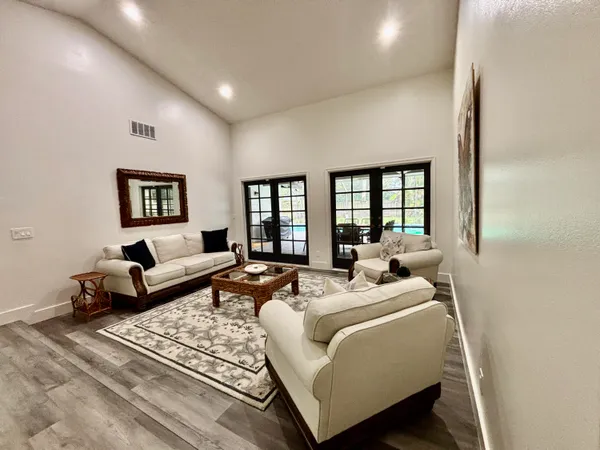 $5,500 | 325 Knotty Wood Lane, Wellington, FL 33414