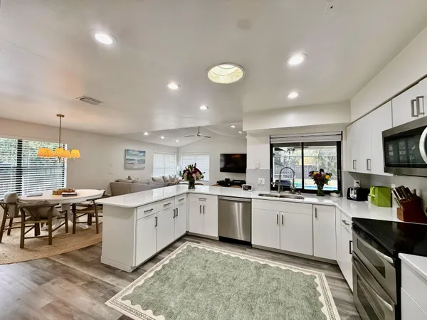 $5,500 | 325 Knotty Wood Lane, Wellington, FL 33414