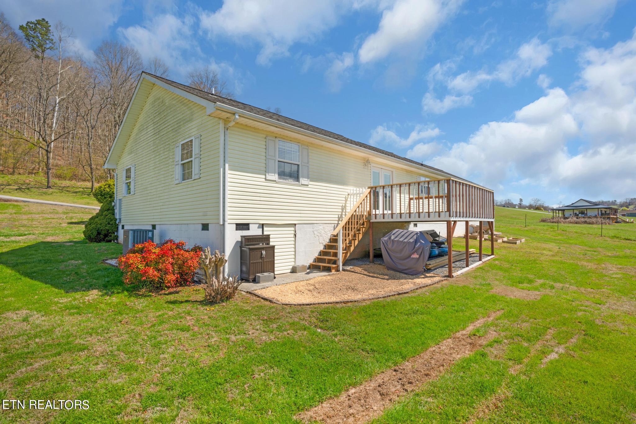 2685 Stone Road Blaine, TN 37709 - Photo 30 of 44 7R405453