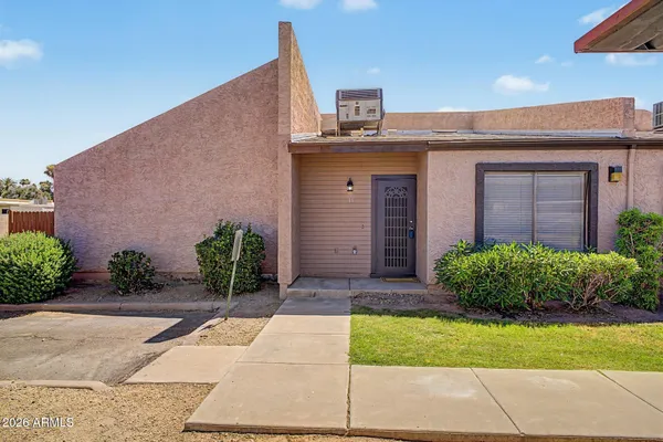 $249,900 | 629 North Mesa Drive, Unit 18, Mesa, AZ 85201