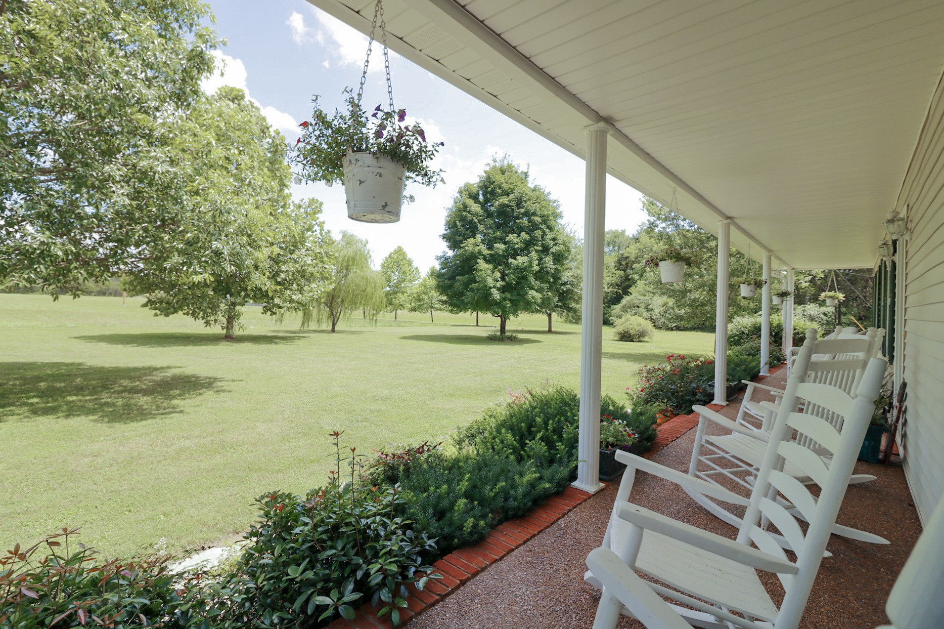 4444 Smiley Road Chapel Hill, TN 37034 - Photo 6 of 50 Gallery Image 6