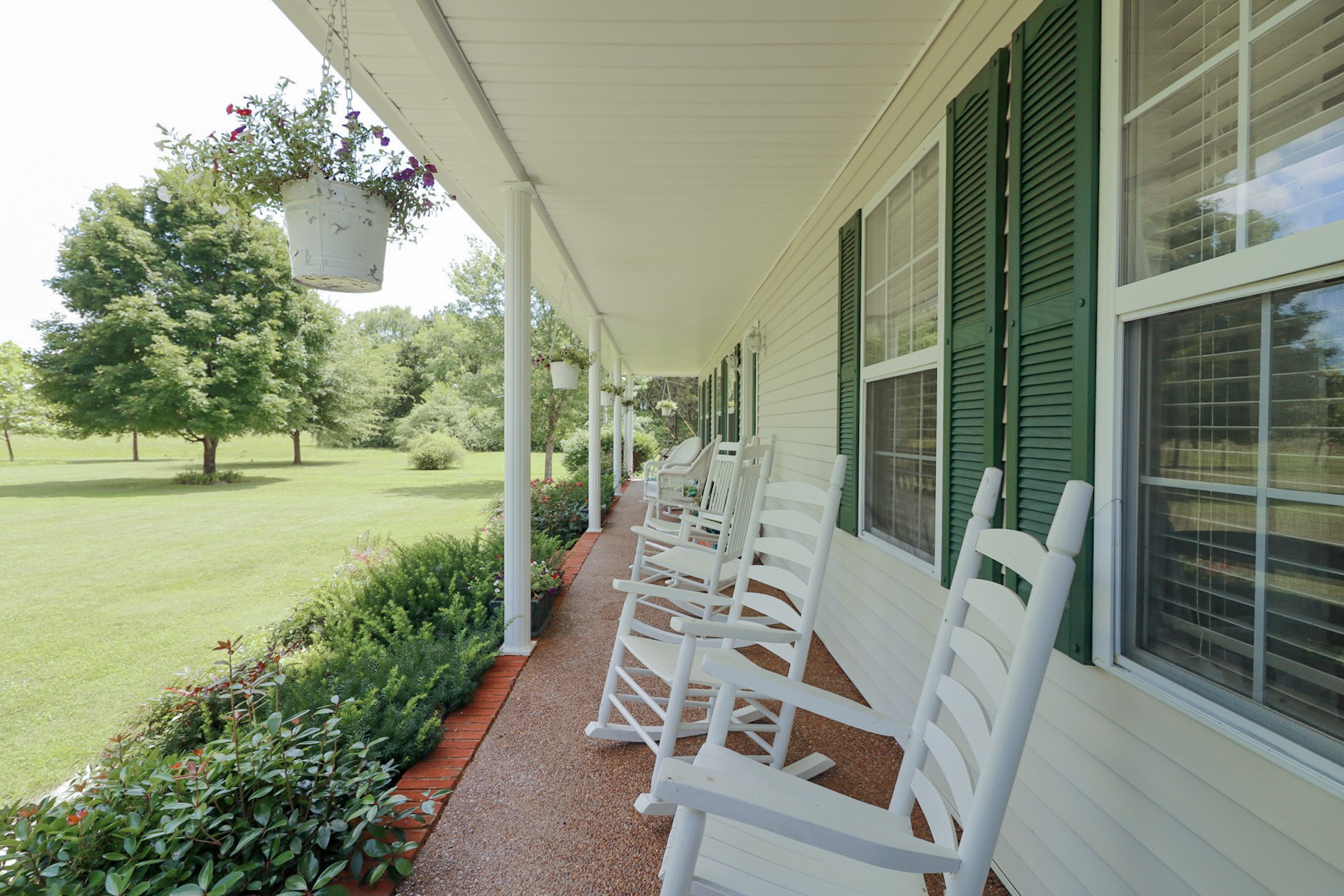 4444 Smiley Road Chapel Hill, TN 37034 - Photo 7 of 50 Gallery Image 7