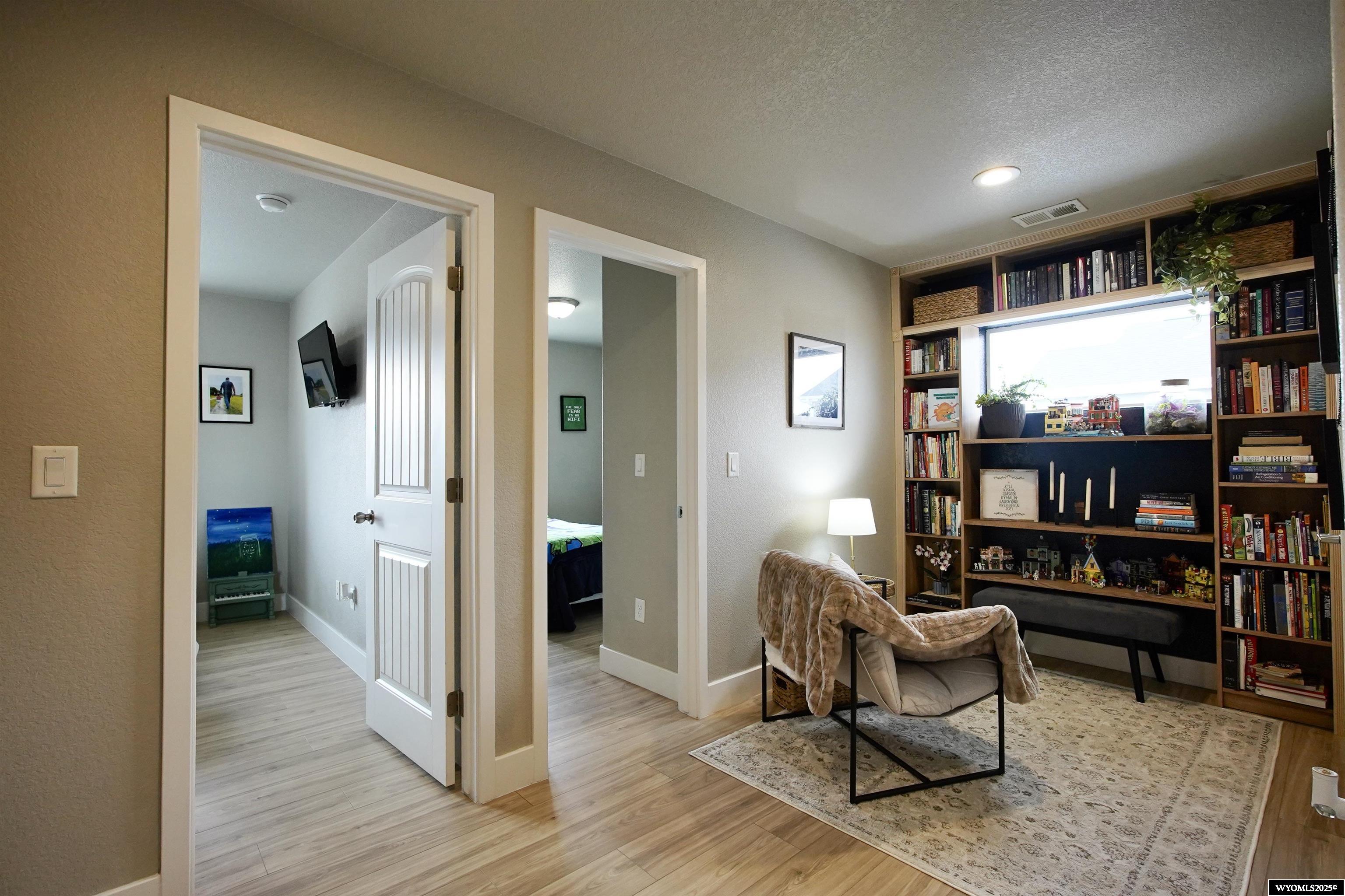 5250 River Xing Avenue Mills, WY 82644 - Photo 12 of 45