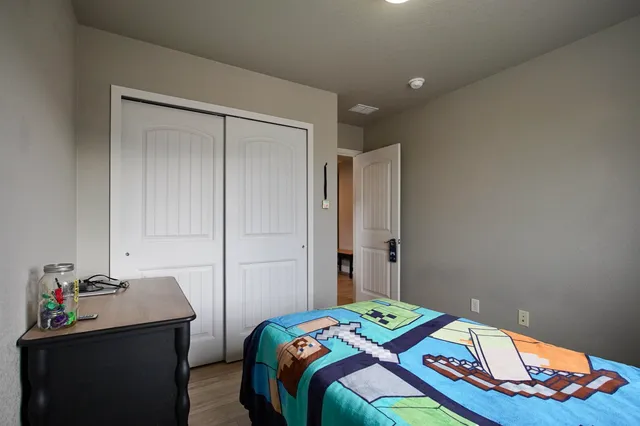 $420,000 | 5250 River Xing Avenue, Mills, WY 82644