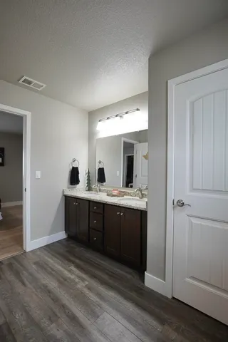 $420,000 | 5250 River Xing Avenue, Mills, WY 82644