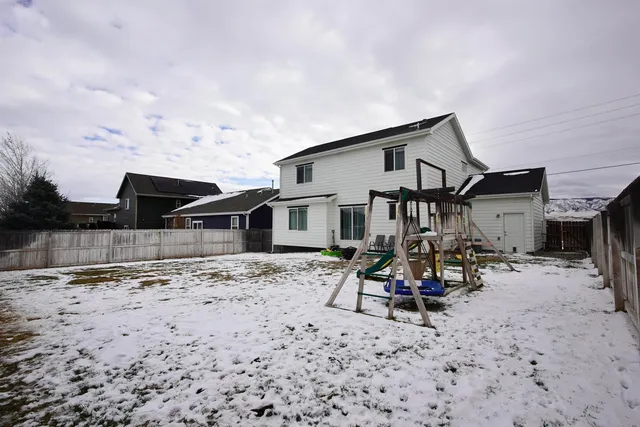 $420,000 | 5250 River Xing Avenue, Mills, WY 82644