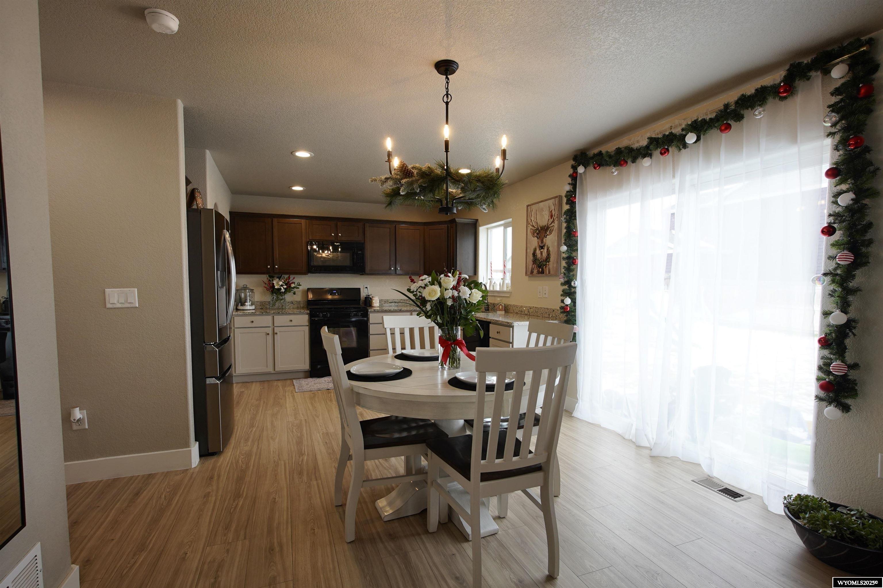 5250 River Xing Avenue Mills, WY 82644 - Photo 5 of 45