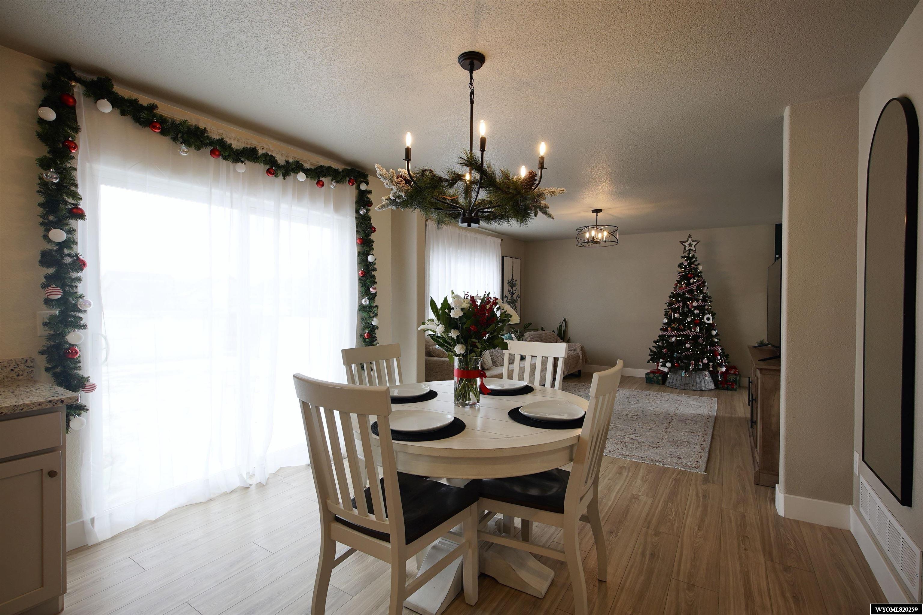 5250 River Xing Avenue Mills, WY 82644 - Photo 8 of 45