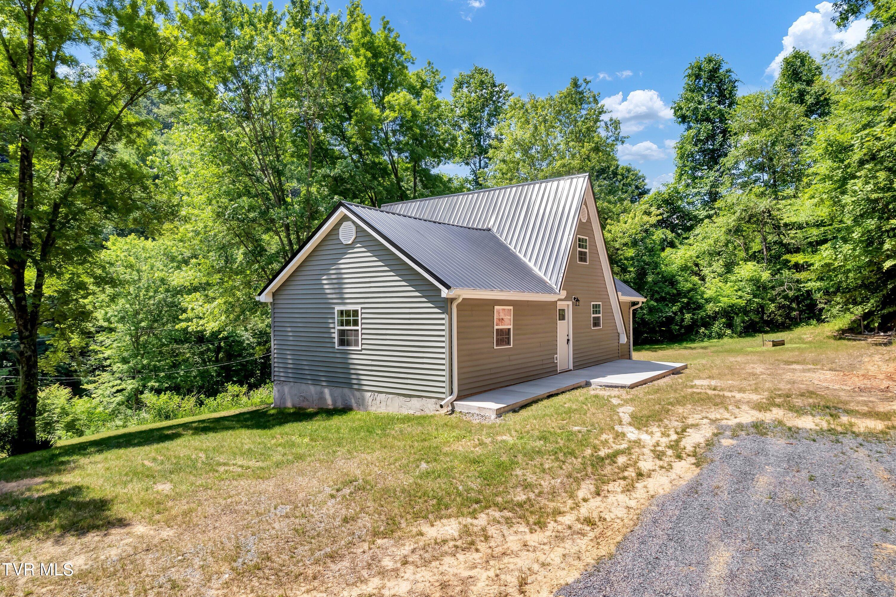 310 Rogers Road Rogersville, TN 37857 - Photo 2 of 37 310 Rogers Rd-2