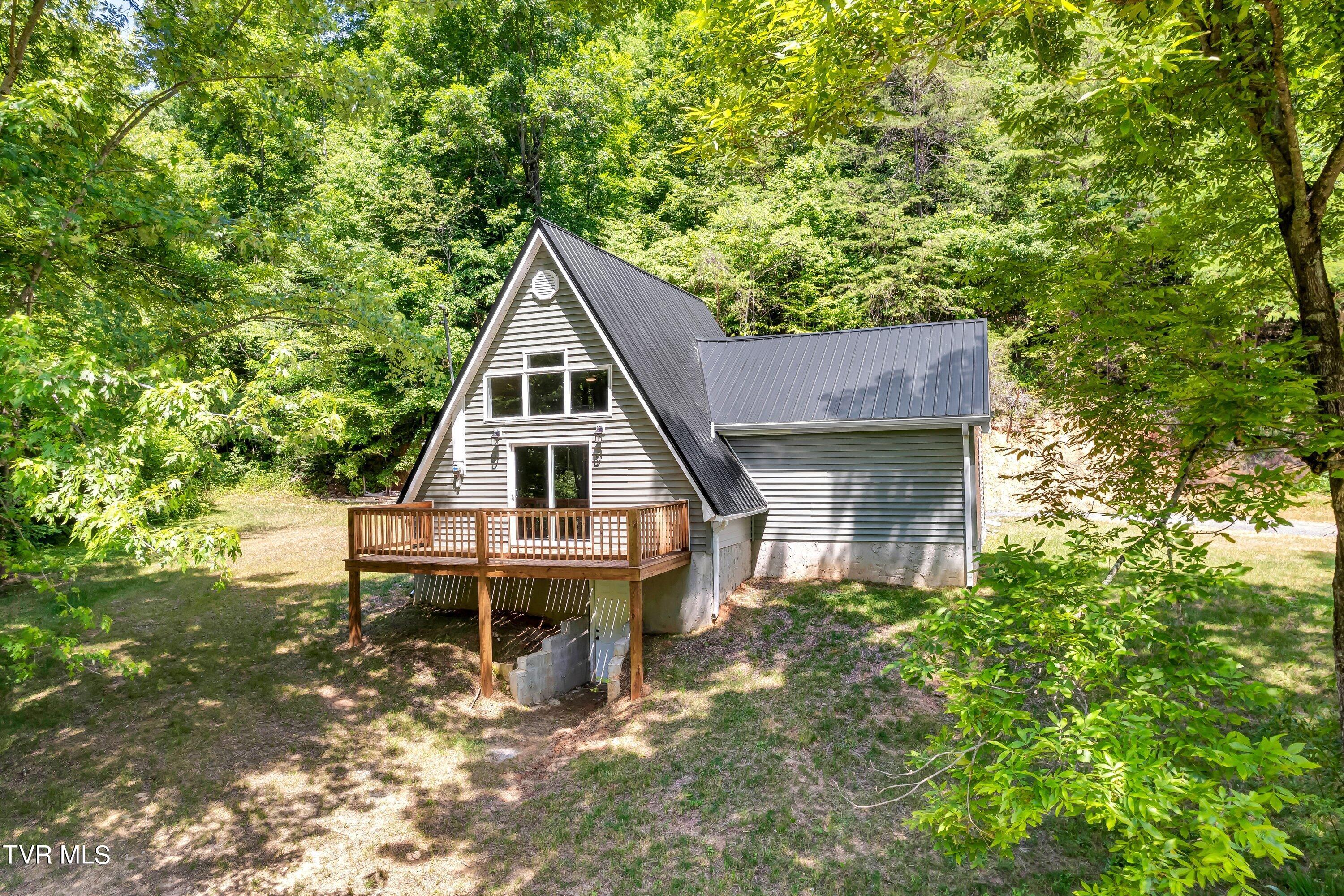 310 Rogers Road Rogersville, TN 37857 - Photo 4 of 37 310 Rogers Rd-4