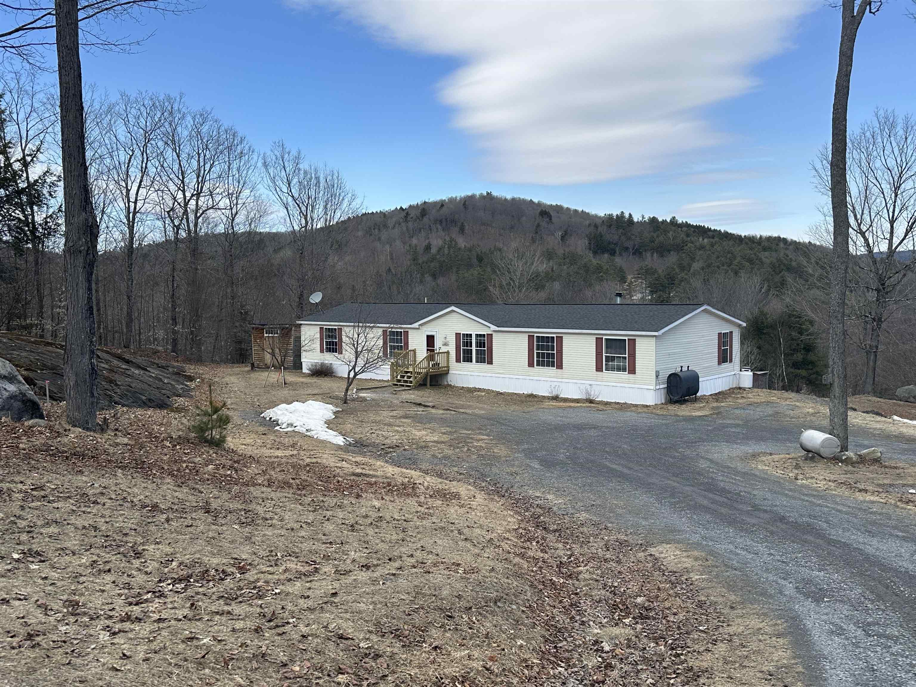 4884 S Road Bradford, VT 05033 - Photo 1 of 40 Gallery Image 1