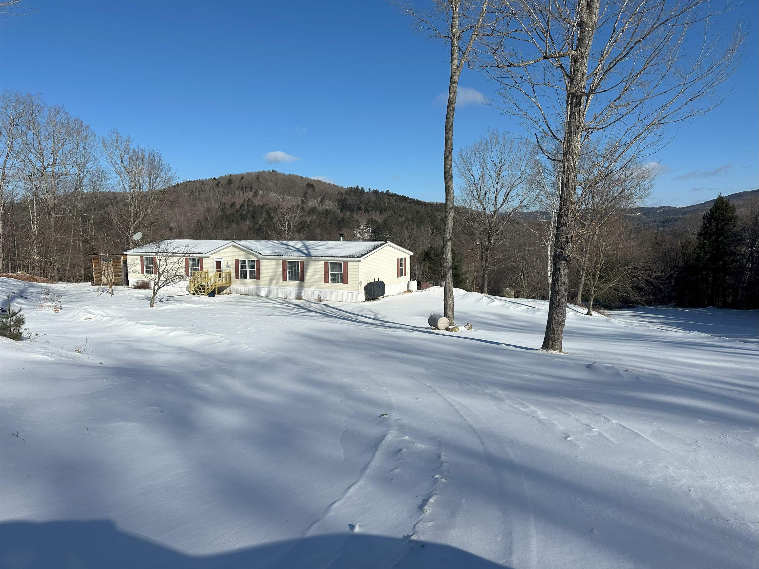 4884 S Road Bradford, VT 05033 - Photo 10 of 40 Gallery Image 10