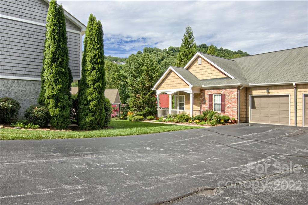 82 Shaws Creek Farm Road Laurel Park, NC 28739 - Photo 28 of 32