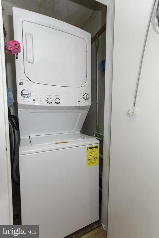 9413 Old Harford Road Baltimore, MD 21234 - Photo 11 of 30 MAIN level washer/dryer